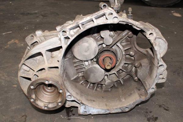 BOITE DE VITESSE MANUEL VW/AUDI/SEAT/SKODA...  2.0TDI CODE LNK ( 6VITESSES ) - Vue 1